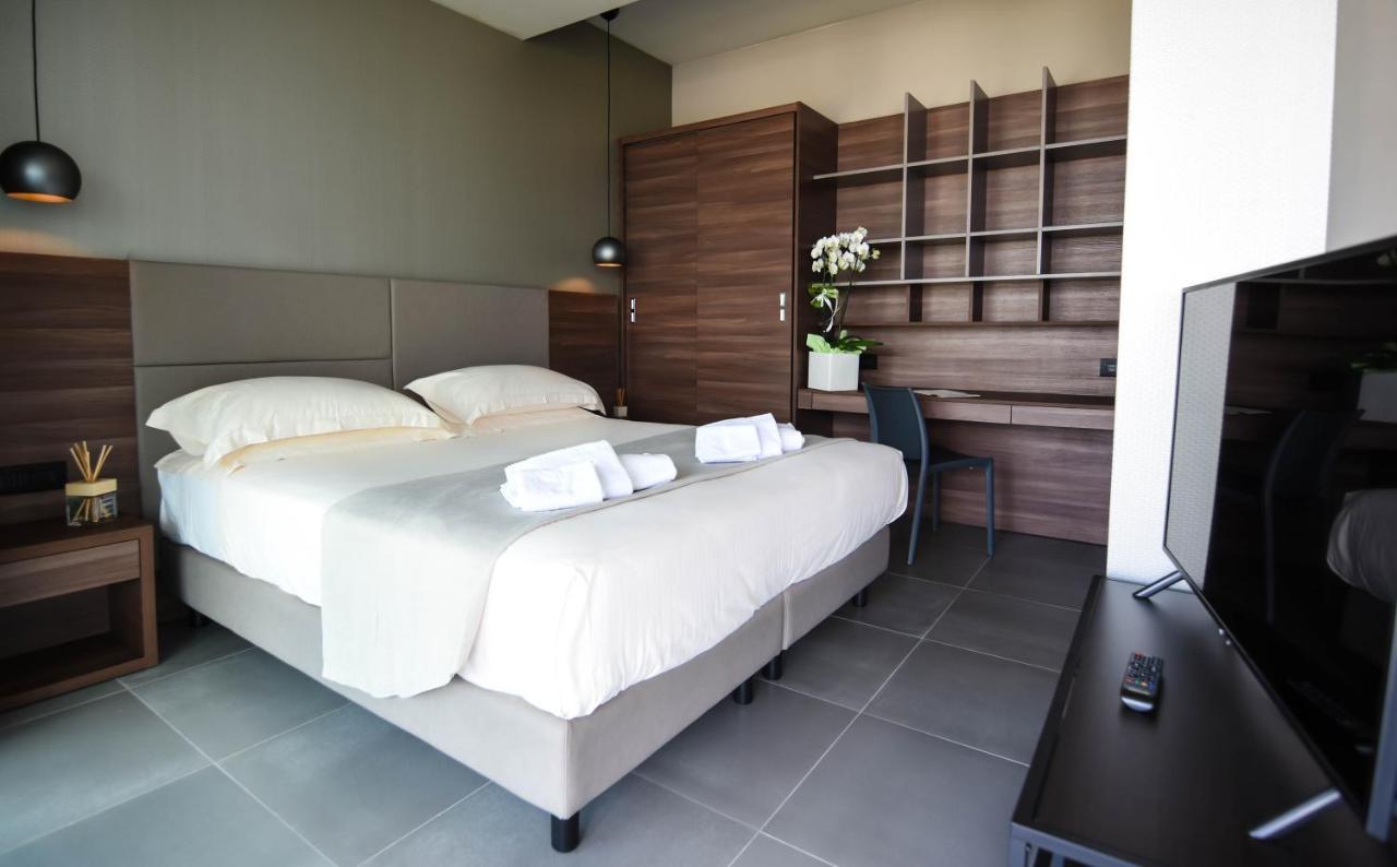 Waldorf Suite Hotel Rimini Esterno foto