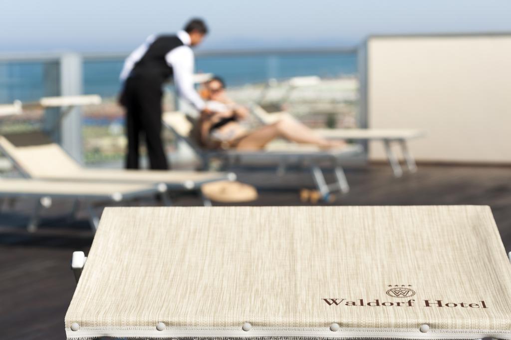 Waldorf Suite Hotel Rimini Esterno foto