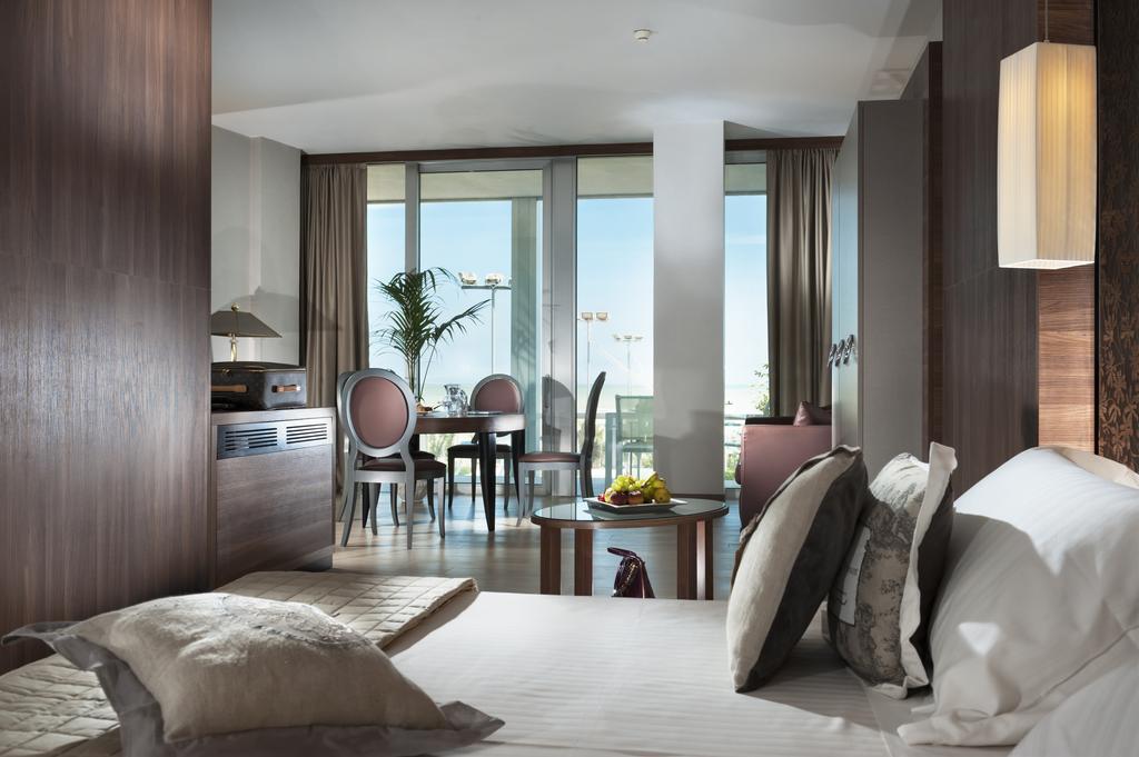 Waldorf Suite Hotel Rimini Esterno foto
