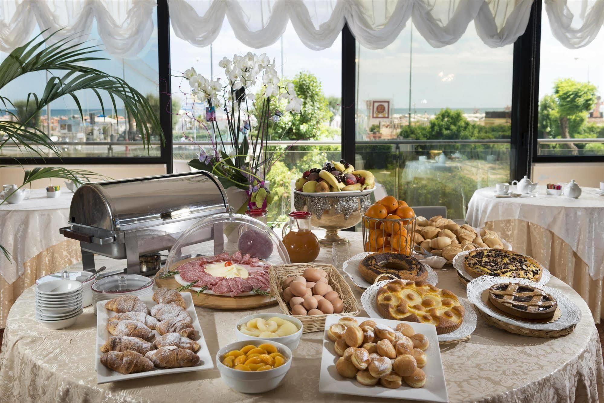 Waldorf Suite Hotel Rimini Esterno foto