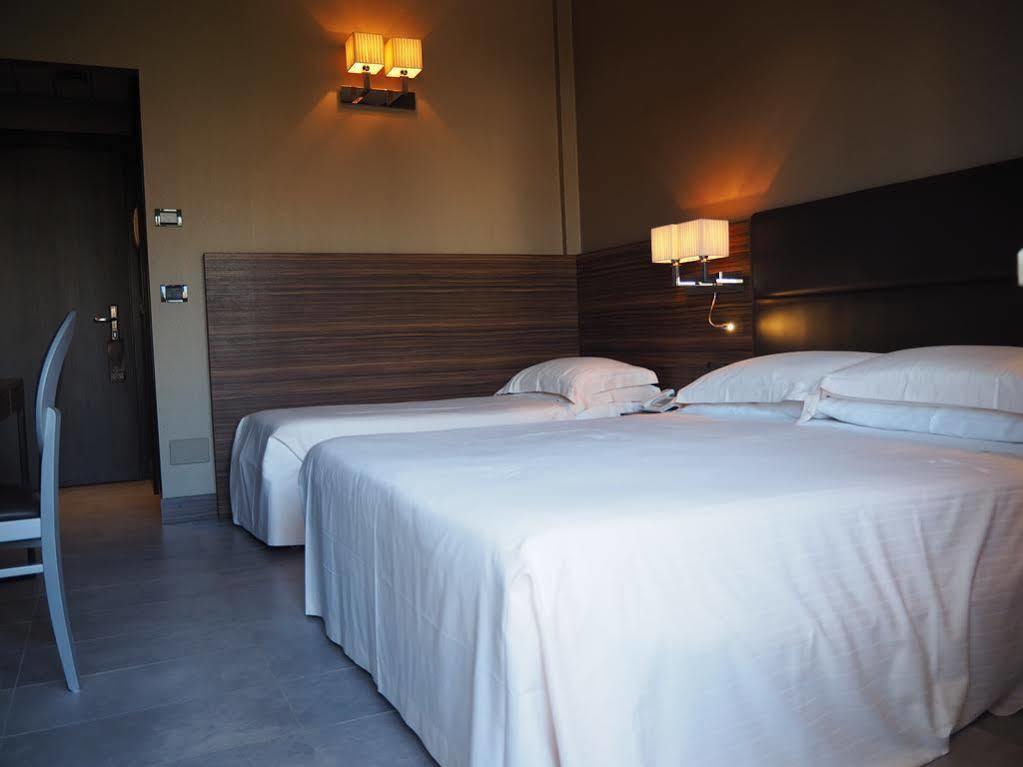 Waldorf Suite Hotel Rimini Esterno foto