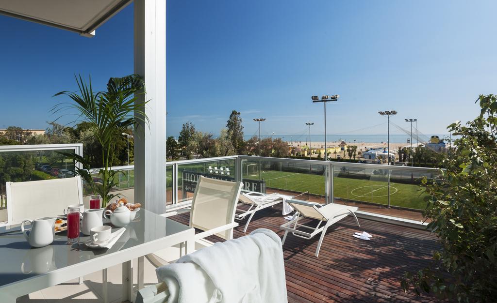 Waldorf Suite Hotel Rimini Esterno foto